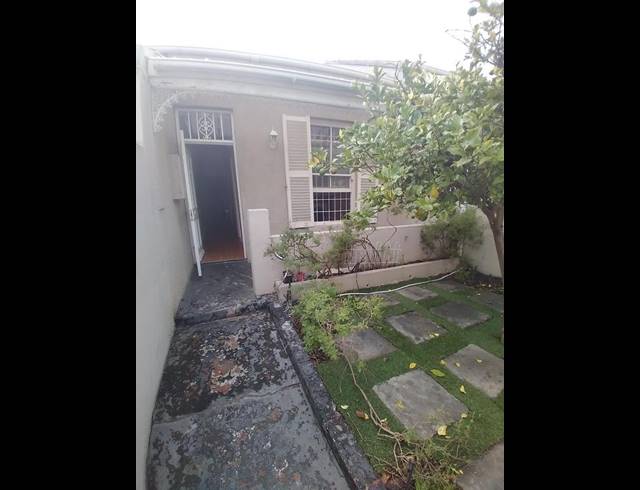 2 BEDROOM HOUSE FOR SALE IN OBSERVATORY